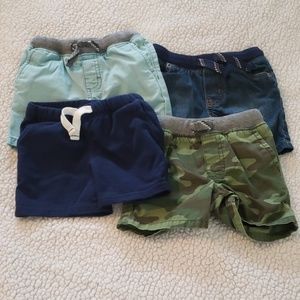 Lot of 4 Carter's shorts 12 months